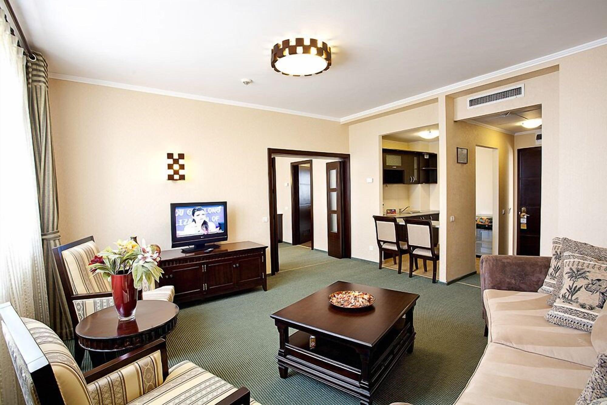 Hotel Tecadra Pipera Bagian luar foto