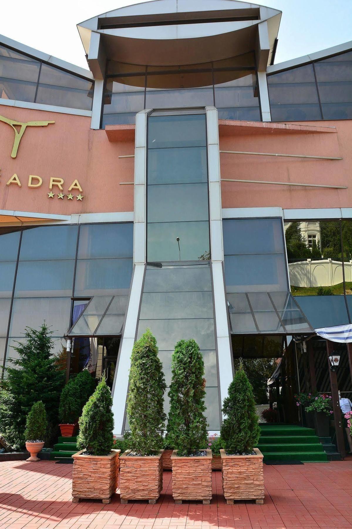 Hotel Tecadra Pipera Bagian luar foto
